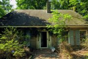 distressed property, abandoned house, fixer upper